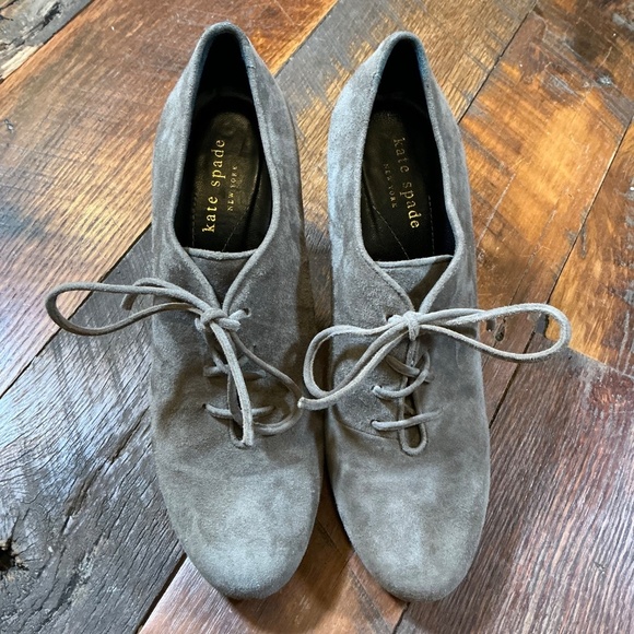 Kate Spade New York Karmela Taupe Suede Booties Made in Italy Size 7.5 - Picture 2 of 9